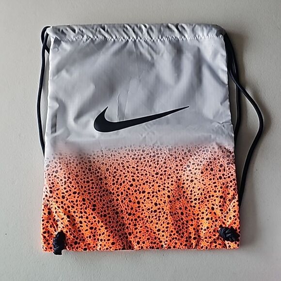 NIB Nike Legend 10 Elite FG OLY Cleated Sneakers, Mens Size 11 - Picture 7 of 9